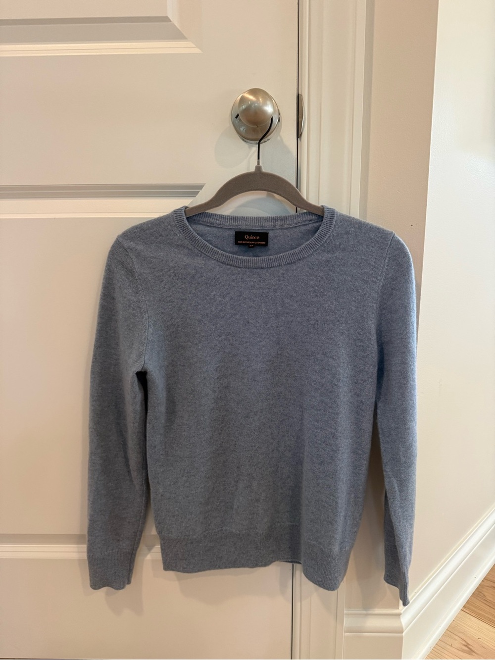 Quince Women’s Crewneck Mongolian Cashmere Sweater in Light Blue